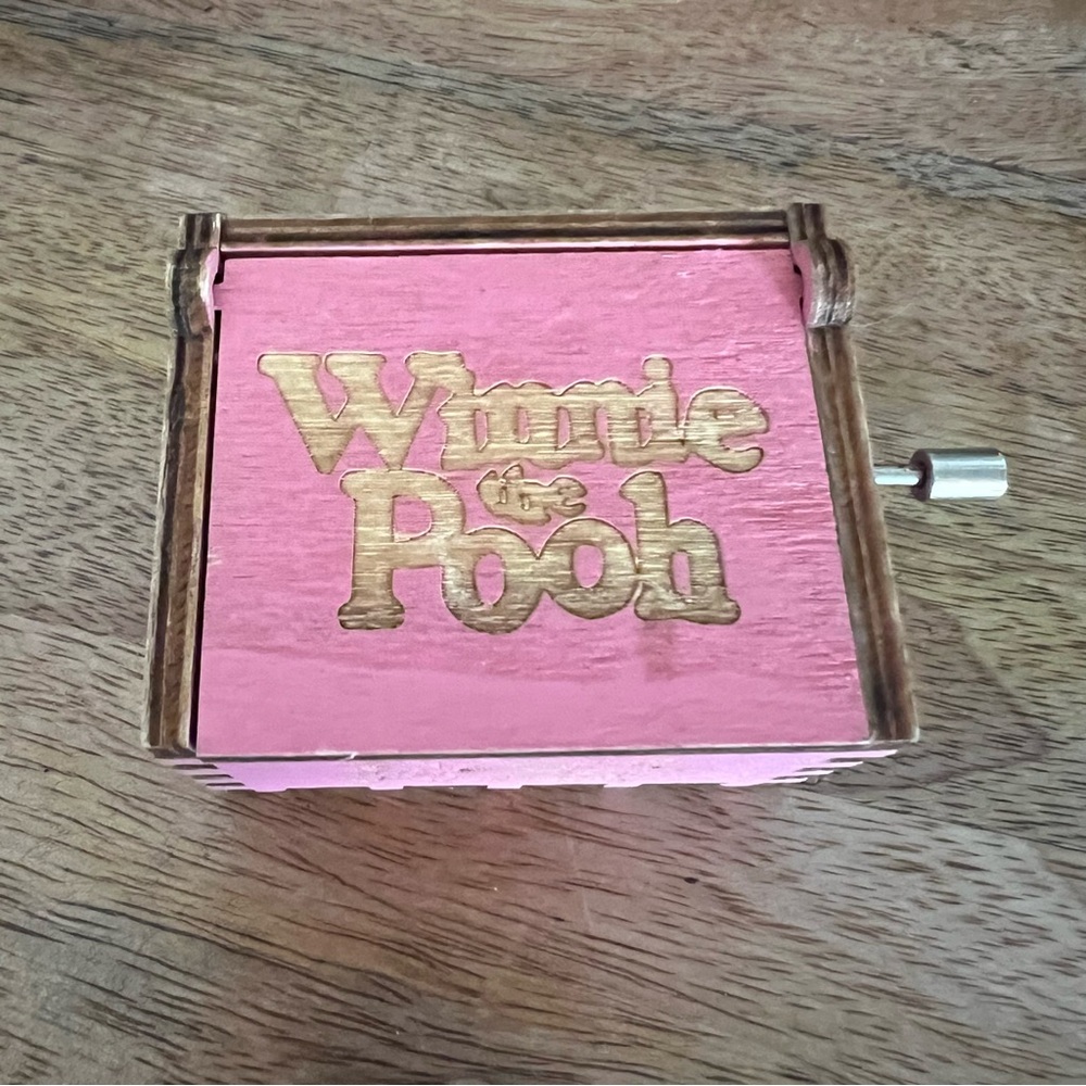 Winnie the Pooh Wooden musical box